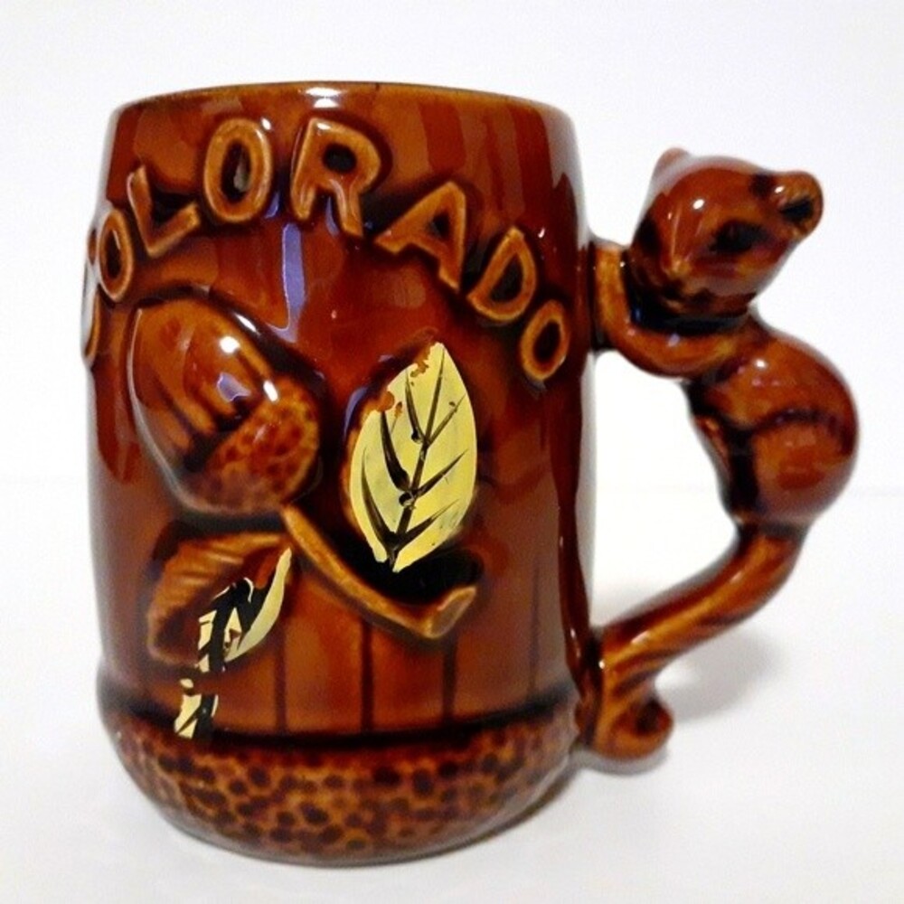 Vintage Rustic Brown Colorado Souvenir Glazed Acorn Ceramic Mug Squirrel 4"x2.5"